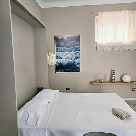 公寓 Ianua Room - Maison A Porter 瓦斯托